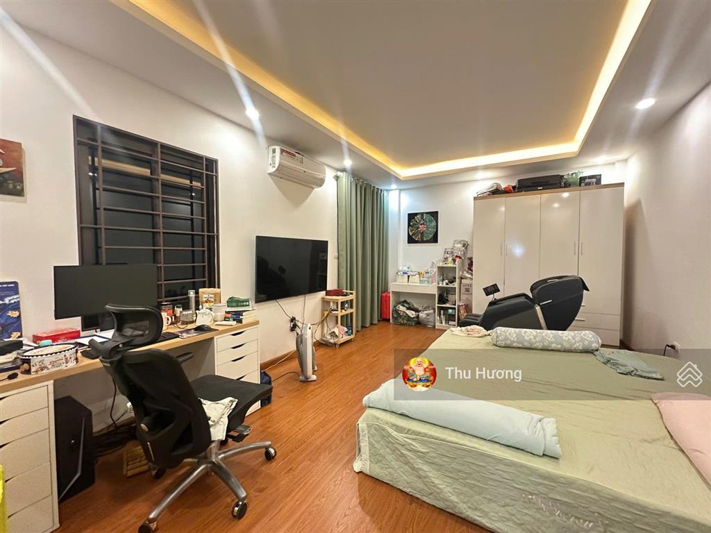Ngõ 3 gác thông hoàng mai, 2 thoáng, thông sàn, sân riêng, sđcc 45m2*5t, full nội thất, không qh