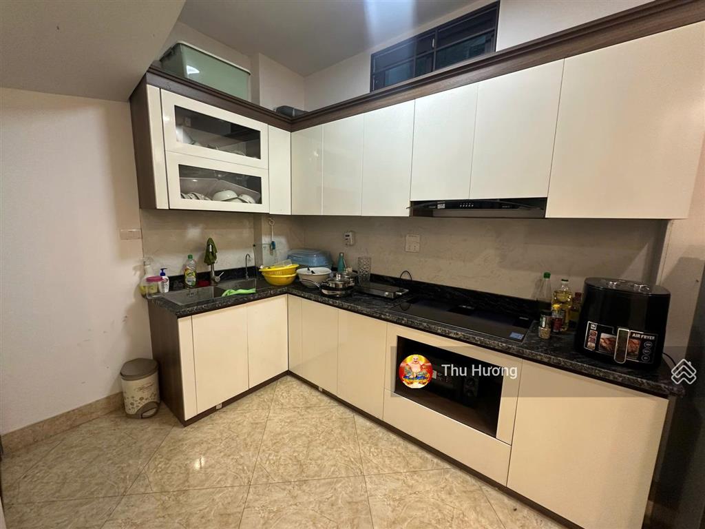 Ngõ 3 gác thông hoàng mai, 2 thoáng, thông sàn, sân riêng, sđcc 45m2*5t, full nội thất, không qh