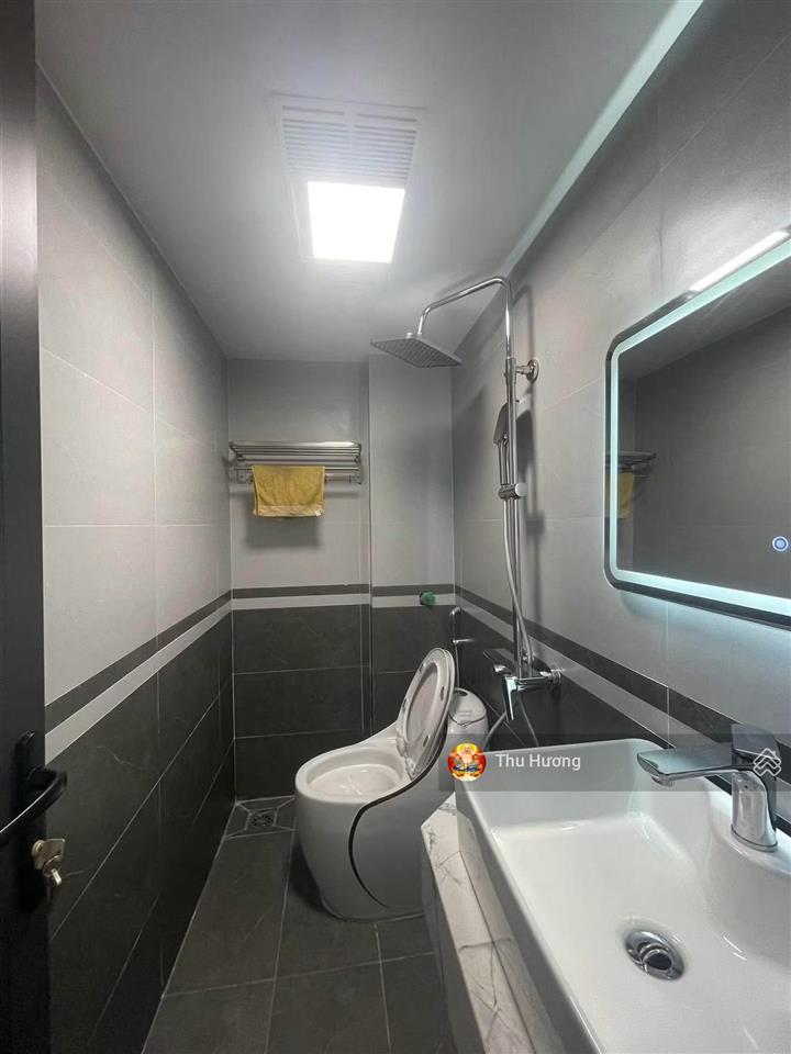 20m ra phố tân mai, ngõ thông, 3 gác chạy, sát trường, chợ, sđcc 40m2, 5 ngủ full nội thất, qh ổn