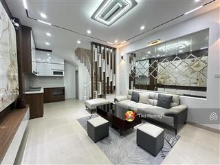 Tin thật! trần đại nghĩa 2 thoáng 30m ra ô tô, ngõ thông, nhà mới 5t, sđcc, không qh