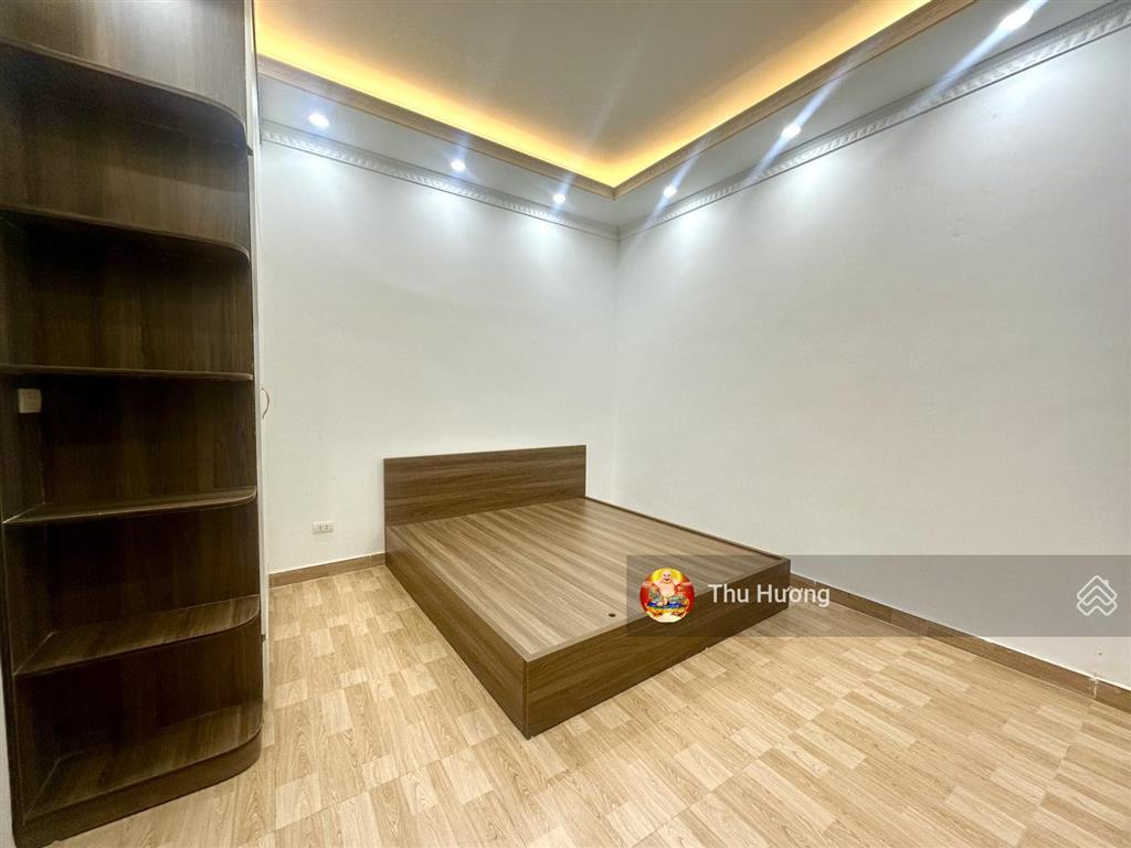 145tr/m2 nhà trương định, lô góc, ô tô qua nhà, sân riêng, dt sổ 57m2 x 4t, không quy hoạch