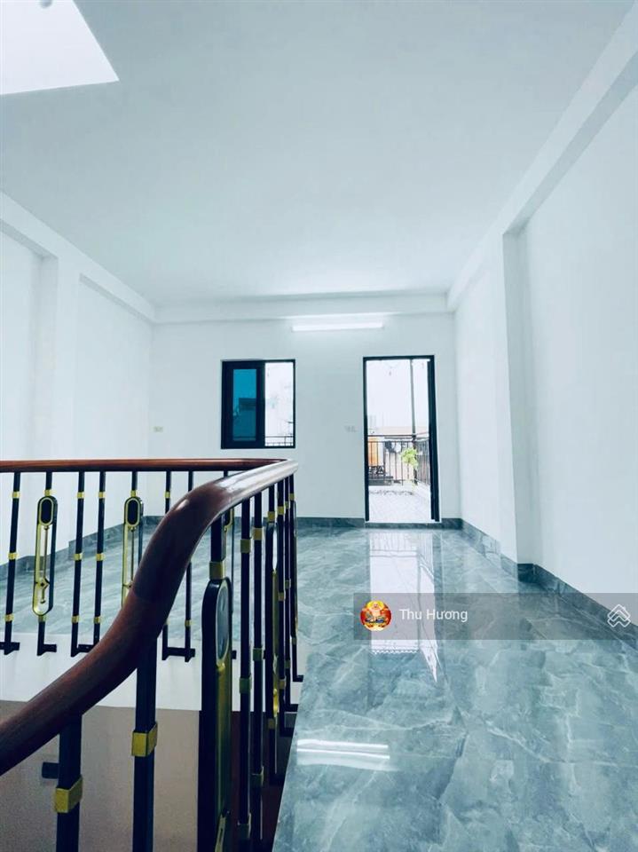Bán gấp nhà hoàng mai, 2 thoáng 10m ra ôtô tránh, kinh doanh, sổ cc, 5 tầng full nội thất, ko qh