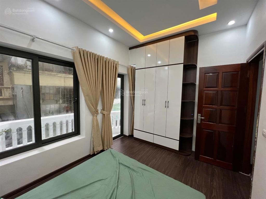 Giá đầu tư! kim ngưu 2 thoáng, kinh doanh, sân riêng sổ đỏ 46m2, mt 4m, đủ công năng, không qh