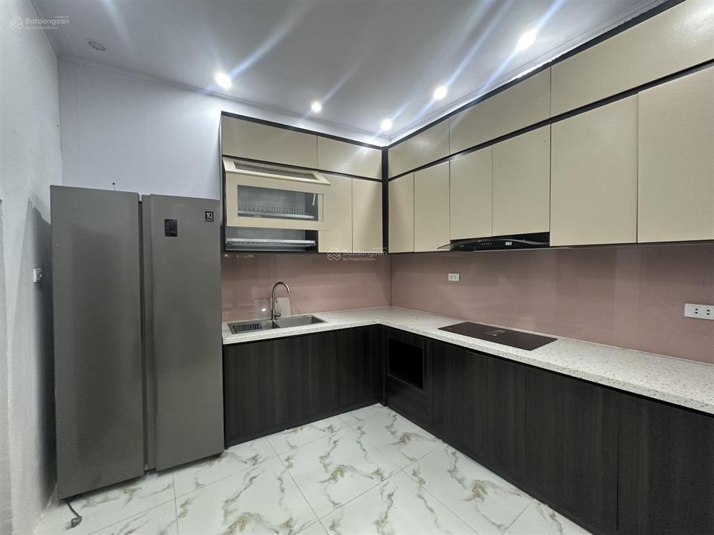 Giá đầu tư! kim ngưu 2 thoáng, kinh doanh, sân riêng sổ đỏ 46m2, mt 4m, đủ công năng, không qh