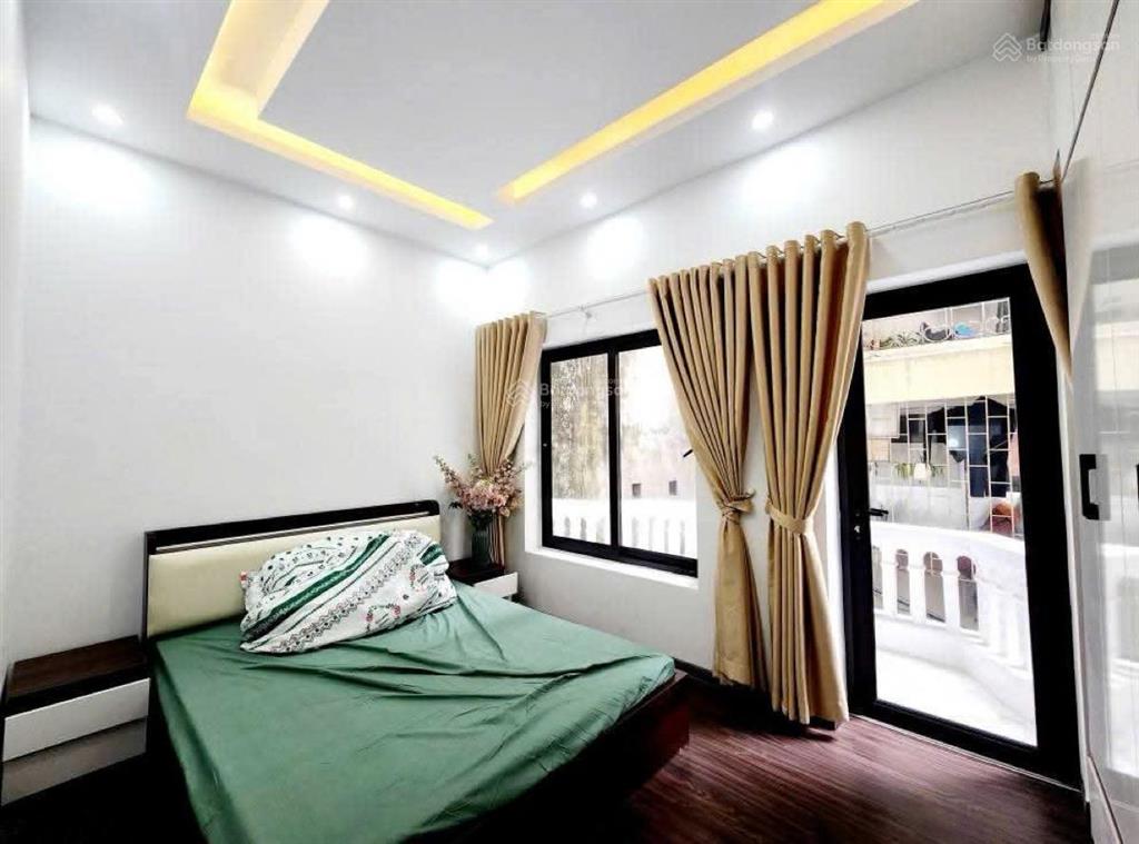Giá đầu tư! kim ngưu 2 thoáng, kinh doanh, sân riêng sổ đỏ 46m2, mt 4m, đủ công năng, không qh