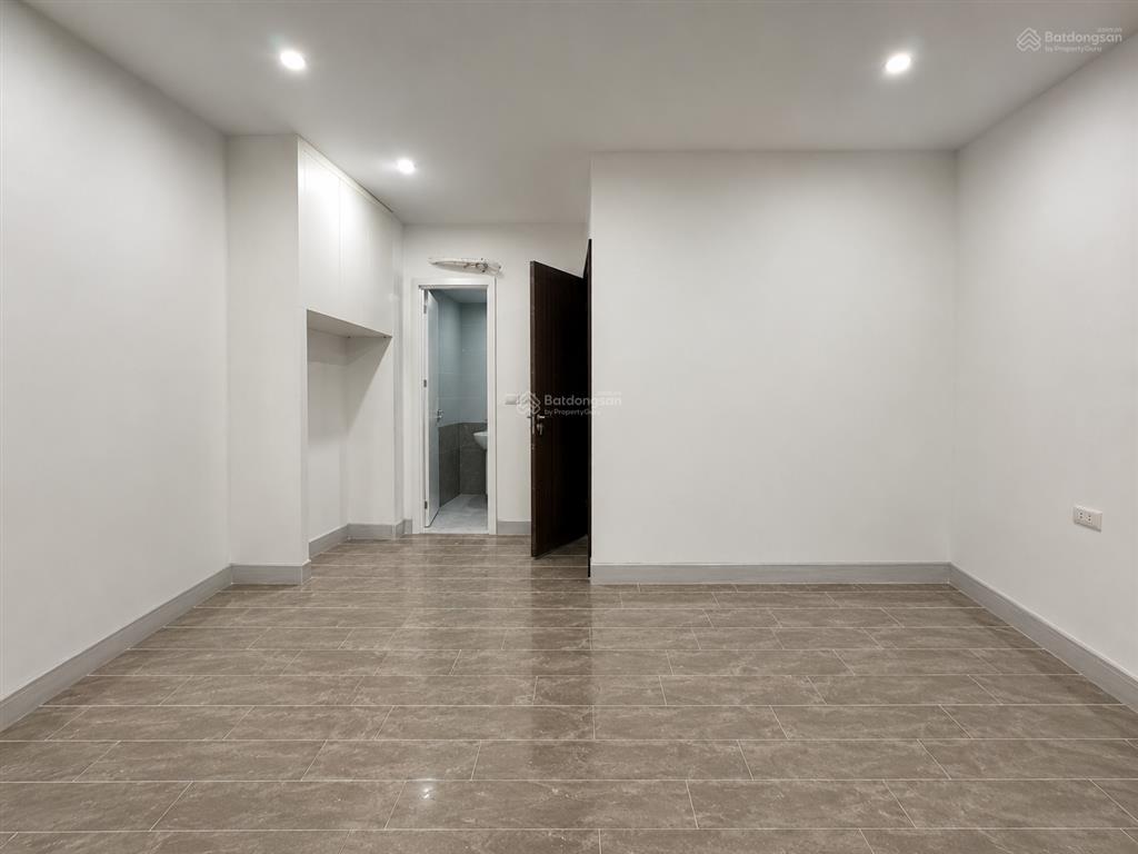 Giá ngon! nguyễn đức cảnh, 2 thoáng, 30m ra ôtô, 100m ra hồ đền lừ, 5 tầng xây mới, sđcc 42m2
