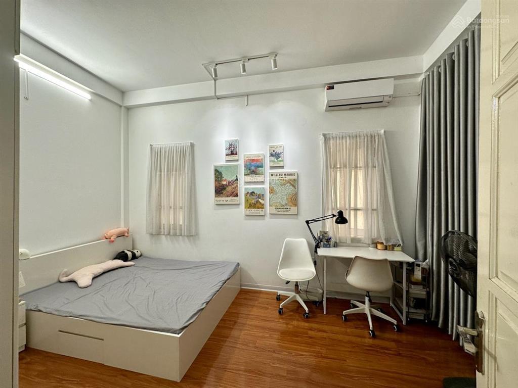 Nhà minh khai, 2 thoáng ngõ thông, xây mới 5t, 3 ngủ khép kín, full nội thất, sổ đẹp, ko qh