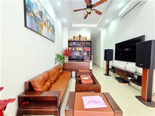 Hiếm! 6 tỷ nhà bạch mai, 30m ra mặt phố, trước nhà 3 gác, 5 tầng 3 ngủ full nội thất, sổ riêng