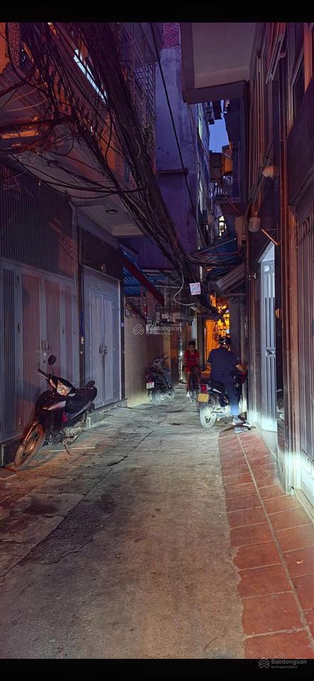 Hơn 5 tỷ nhà lô góc thanh nhàn, bạch mai, ngõ 3 gác chạy, không qh, sđcc 39m2, dân xây kcbt, đầu tư