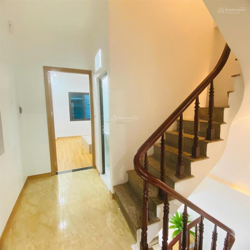 Có 7,95 tỷ, trương định, ô tô đỗ cửa, lô góc 3 thoáng, kinh doanh, 5pn, sđcc 42m2, full nội thất