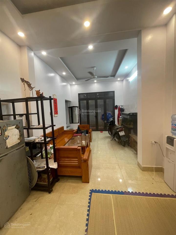 10m ra phố, trần khát chân, kinh doanh sầm uất, mt đẹp 5,6m, dân xây chắc chắn, sđcc an sinh tốt