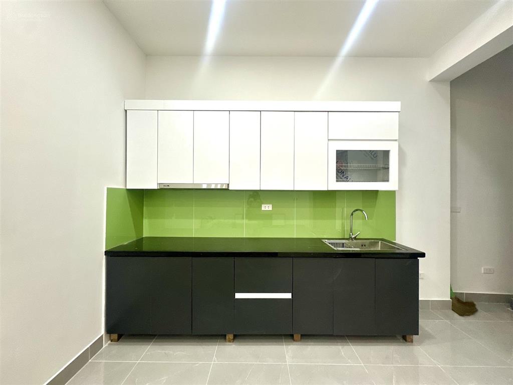 150tr/m nhà riêng trương định, lô góc, ngõ trước nhà 3m, gần phố, sổ 50m2, sân rộng