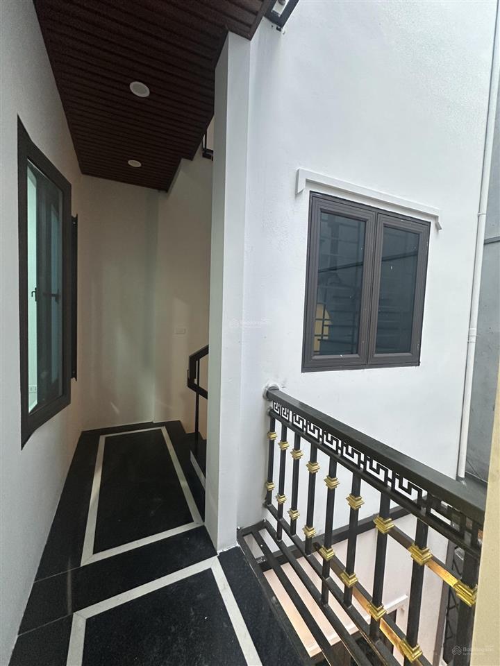 150tr/m nhà riêng trương định, lô góc, ngõ trước nhà 3m, gần phố, sổ 50m2, sân rộng