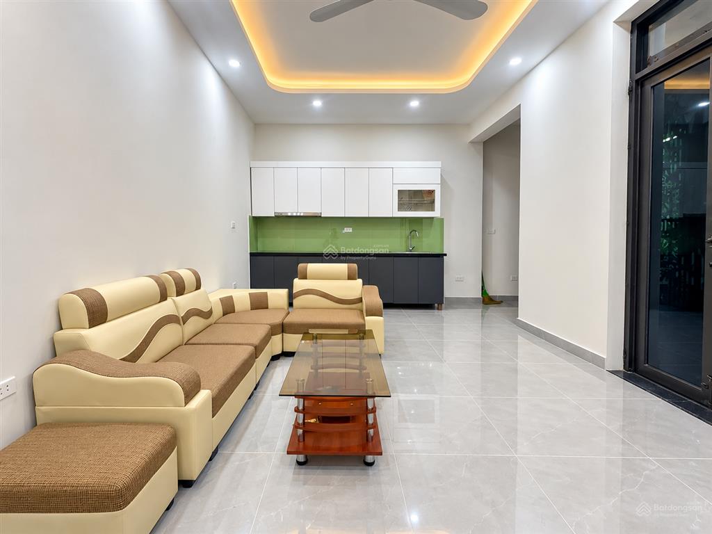 150tr/m nhà riêng trương định, lô góc, ngõ trước nhà 3m, gần phố, sổ 50m2, sân rộng