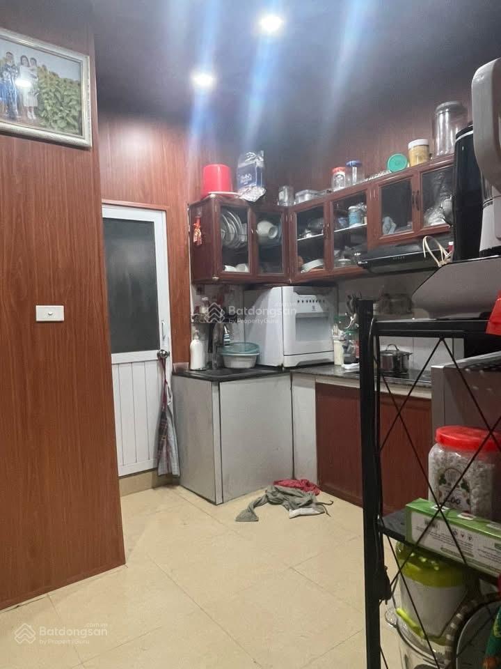 Có 7tỷ nhà 5m ra ô tô, hoàng mai, sđcc 35m2, chủ tặng full nội thất, xách valy về ở, thông các ngả