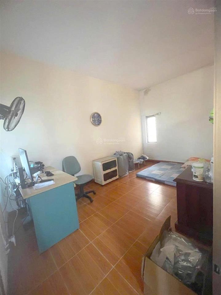 Có 7,4 tỷ, sđcc 40m2, 50m ra phố minh khai, mt rộng, 3 ngủ, mua đầu tư hay tích sản rất phù hợp