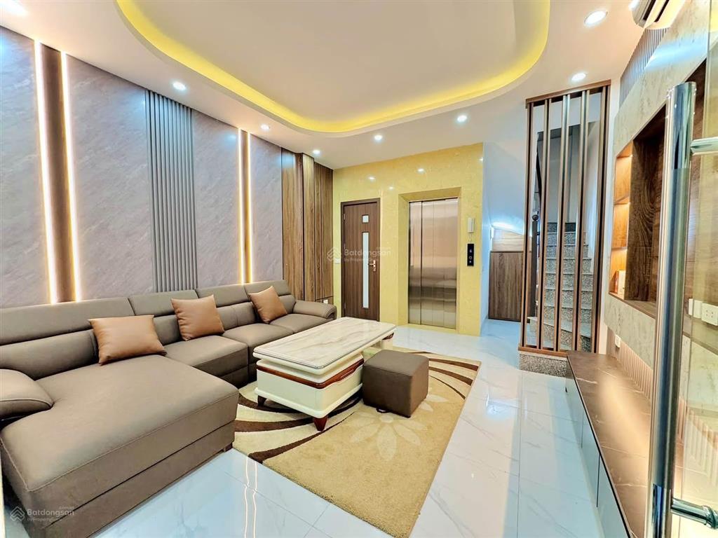 9,9 tỷ, 1 nhà ra phố, nguyễn đức cảnh, 7t, thang máy, không qh, sđcc 38m2, mt 4,1m, full nội thất