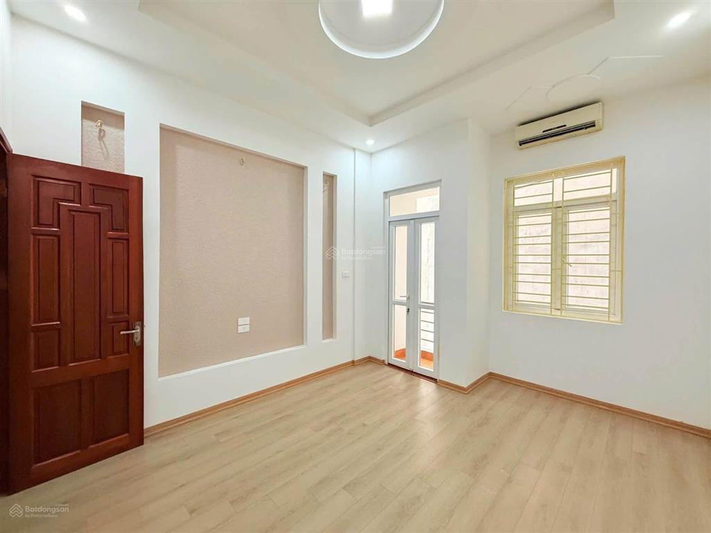 Mặt ngõ bạch mai, 2 thoáng, kinh doanh, xây mới 5 tầng 4 ngủ full nội thất, sđcc 50m2, 8 tỷ