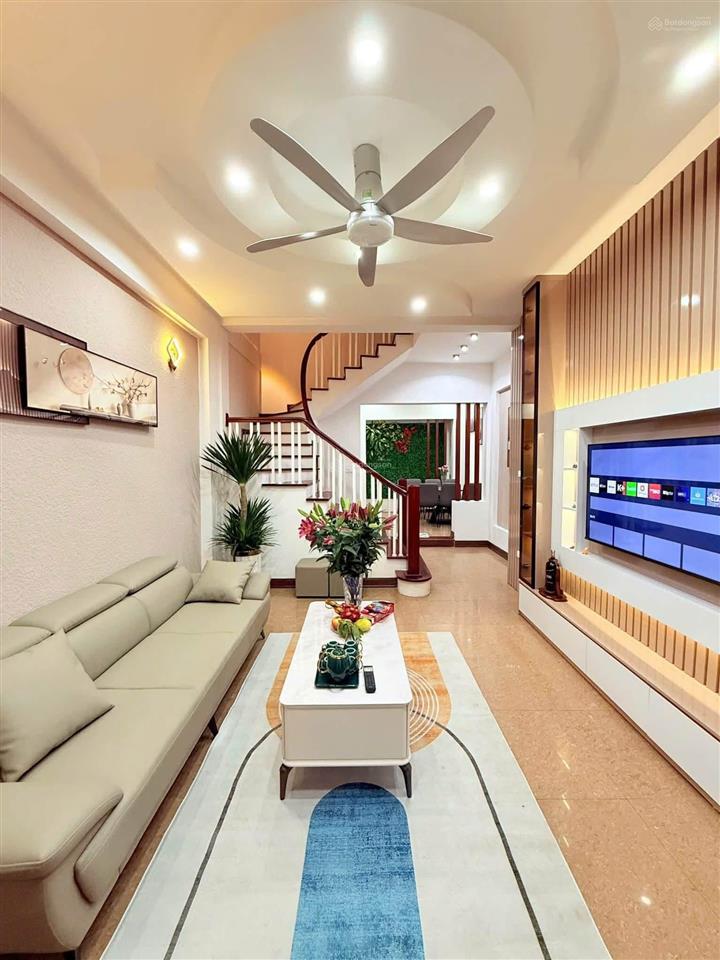 Mặt ngõ bạch mai, 2 thoáng, kinh doanh, xây mới 5 tầng 4 ngủ full nội thất, sđcc 50m2, 8 tỷ