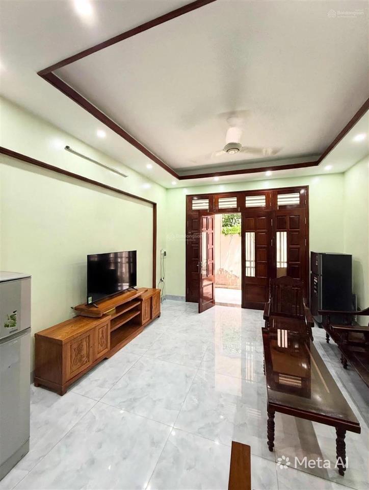 7,1tỷ, 30m ra ô tô, tt hai bà trưng, ngõ nông, sđcc 42m2, dân xây 5t chắc chắn, tiện ích thuận lợi