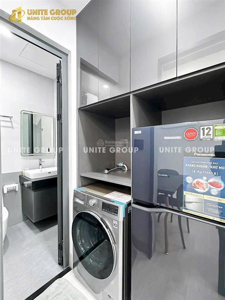 Căn hộ ban công view mặt tiền phạm viết chánh quận 1