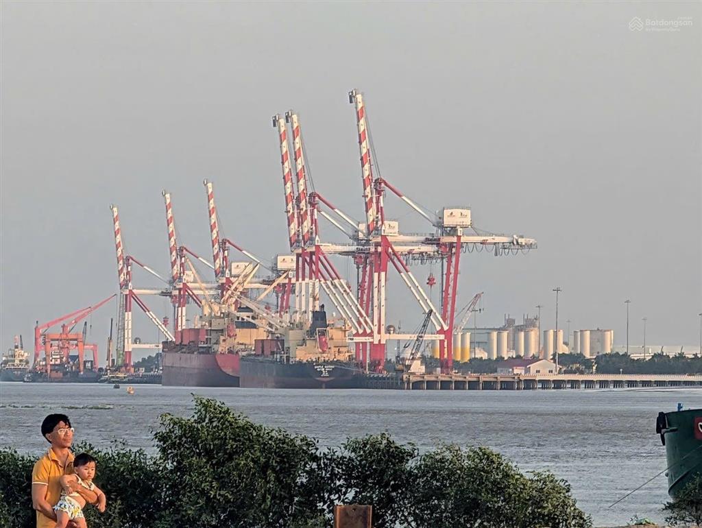 A1313 1tỷ590 thương lượng, gần tttm, trường mầm non, trường tiểu học, trường thcs, sổ đỏ sẵn