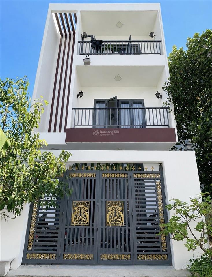 4,6 tỷ  nhà 3 tầng 55m² hoàn công  đường ô tô 6m  gần ubnd long trường