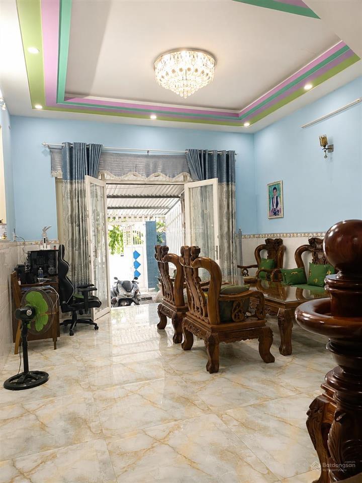 5.8 tỷ nhà 104m2, hoàn công đủ, có ngủ trệt  ngay đh tài chính marketing