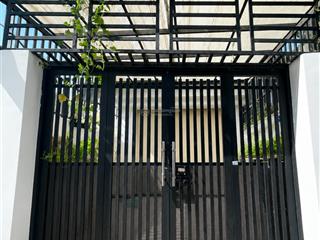 4.2 tỷ  nhà 81 m2, hẻm thông  ngay nguyễn duy trinh