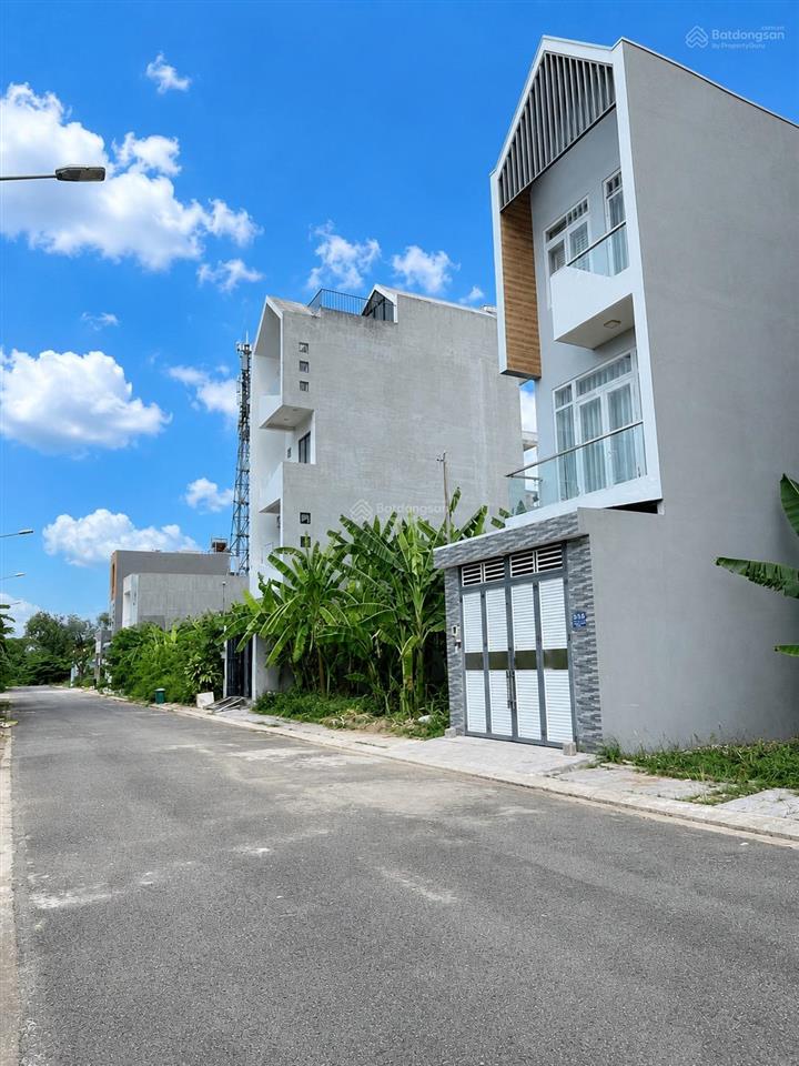 3.1 tỷ  đất nền 56 m2, hxh, ngang 6.3m  kdc centana điền phúc thành