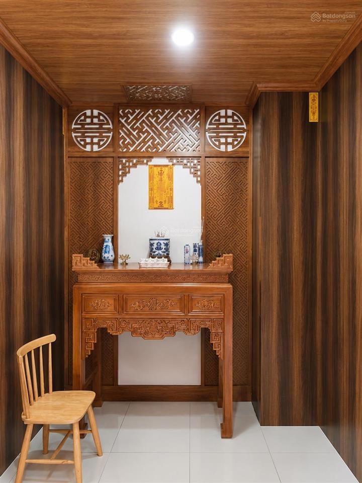 5.6 tỷ  nhà 3 tầng 54m², hxh, hoàn công đủ  gần vòng xoay phú hữu