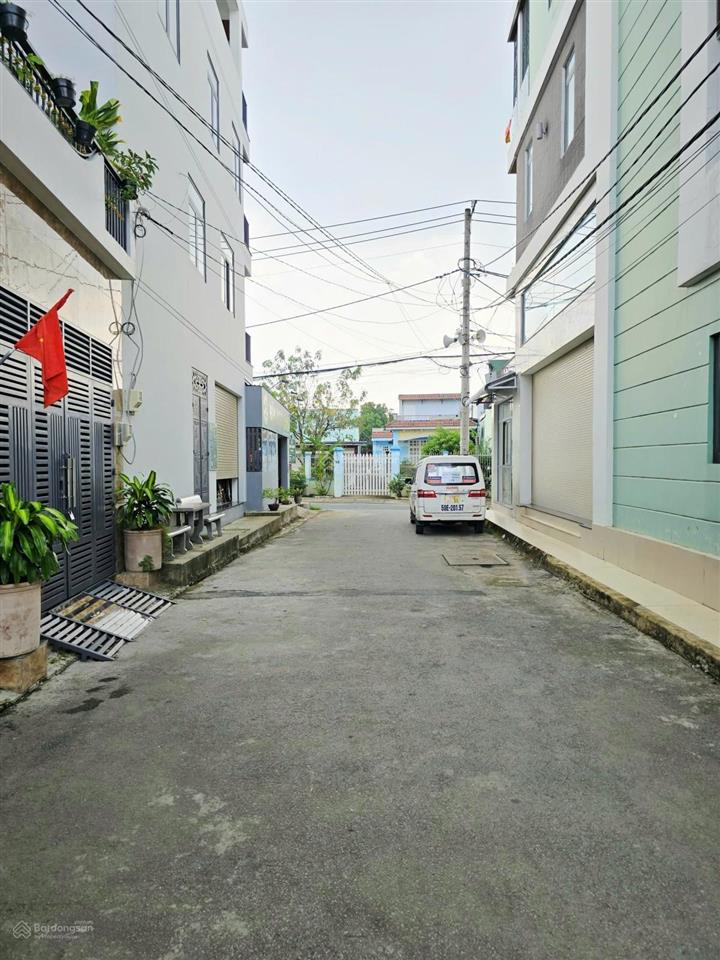 4.9 tỷ  đất nền 99m2, hxh  gần metro ông nhiêu