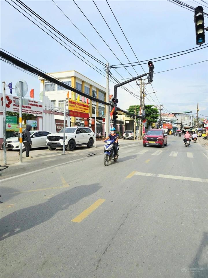 4,5 tỷ  đất nền 100m², ngang 5m, đường ô tô, gần ubnd p. long trường