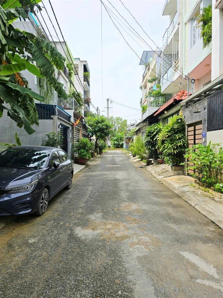 4,5 tỷ  đất nền 100m², ngang 5m, đường ô tô, gần ubnd p. long trường