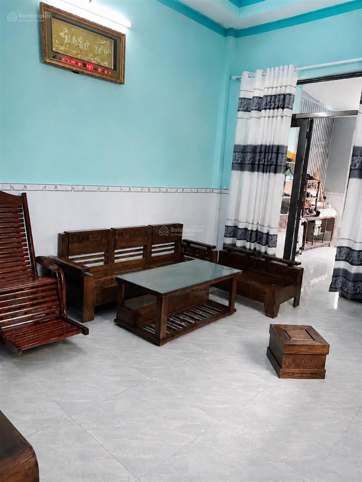 3.85 tỷ  nhà 2 tầng 83 m2, có ngủ trệt, hoàn công đủ  gần chợ long trường