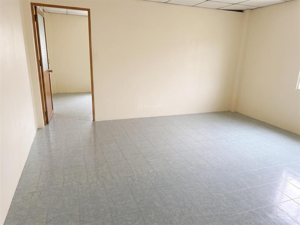 5.2 tỷ  nhà 105 m2, ngang 7.2m cực khủng, hẻm xe tải