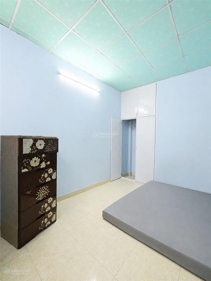 4.6 tỷ  nhà phố 53m2, 2 tầng, hoàn công đủ, đường ô tô, gần chợ long trường