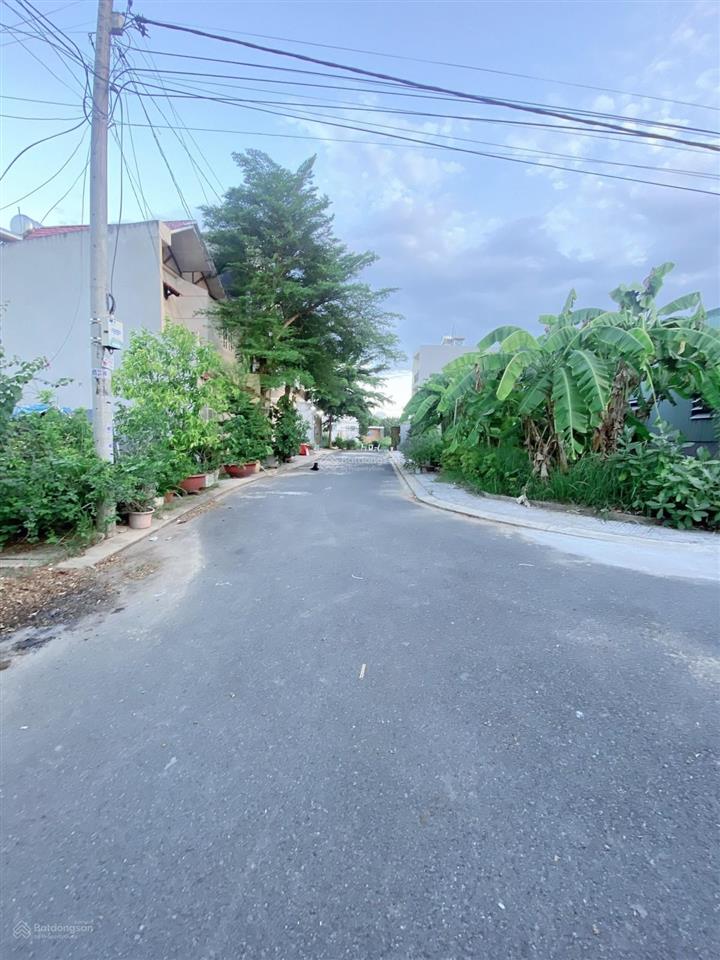 4,5 tỷ  đất nền 92 m², lô góc, đường ô tô tránh  gần cầu ông nhiêu