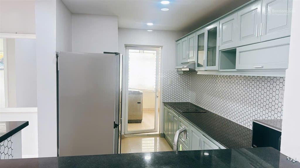 Cho thuê nhanh ch 3pn, 2wc, 24tr/th, 118m2 tại grand view, nguyễn đức cảnh, q7, hcm