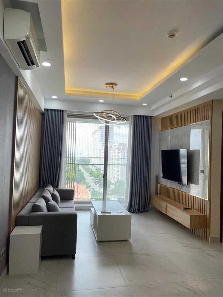Cho thuê căn hộ 2pn midtown  tầng cao, view biệt thự.  0949 177 ***