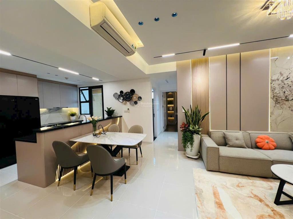 Cho thuê cc green valley, 27 triệu, 120m2, tôn dật tiên, p tân phú, q7, tp.hcm