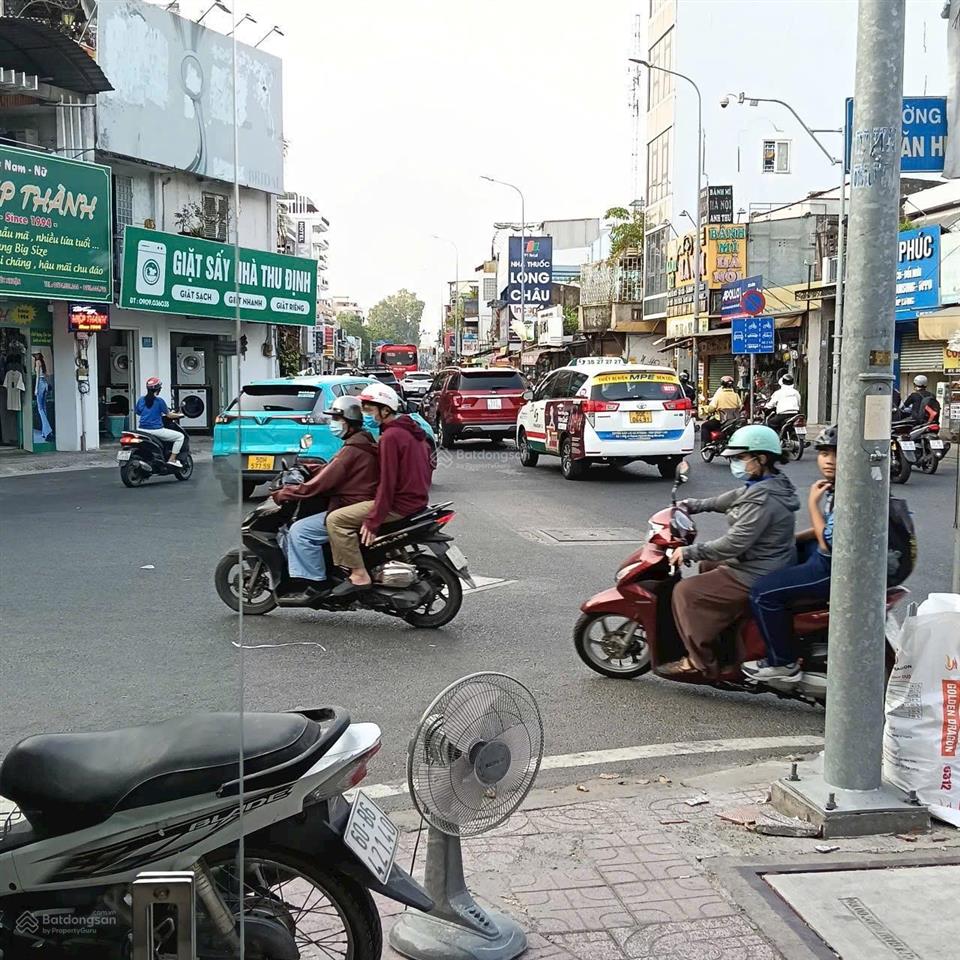 Căn góc 3 mặt tiền đường nguyễn kiệm, hồ văn hue q phú nhuận, tphcm  giá 3ty5 ( tl)