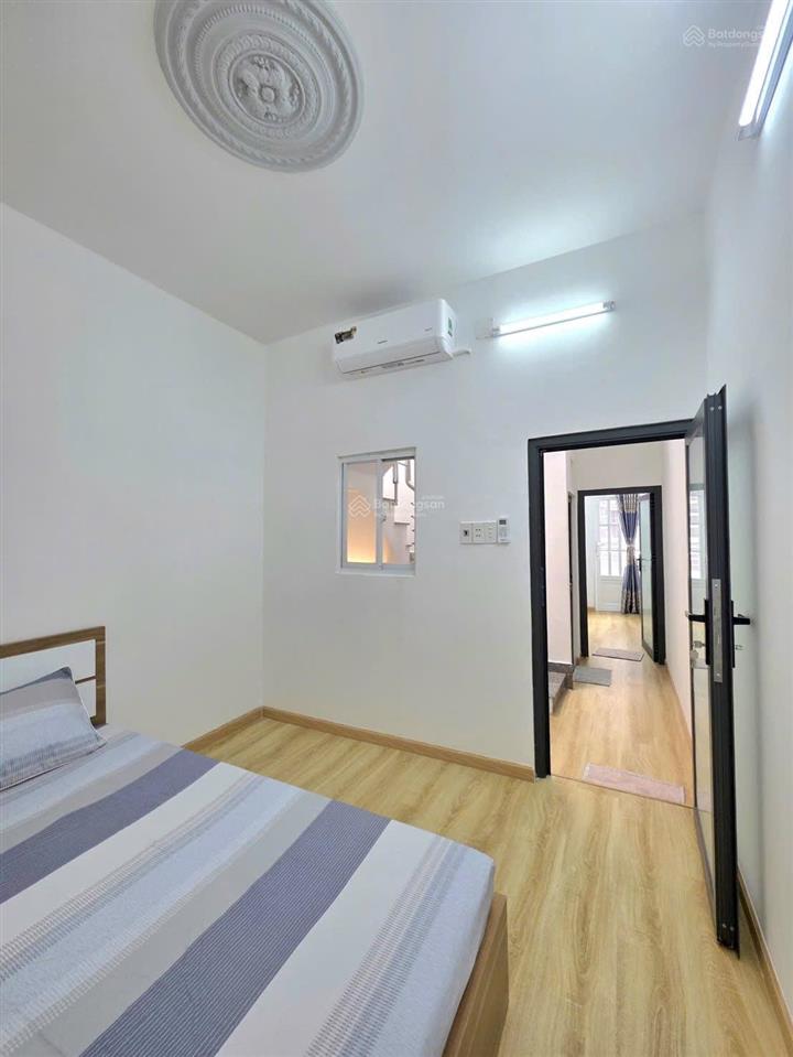 Bán nhà riêng tại hẻm 2266 huỳnh tấn phát, 2,48 tỷ, 32m2 đẹp, nhiều tiện ích tốt
