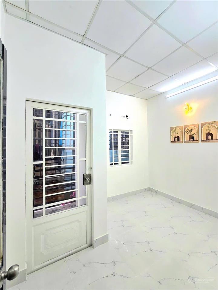 Bán nhà riêng tại 2144 huỳnh tấn phát, 1,45 tỷ, 23,8 m2, đẹp, nhiều tiện ích