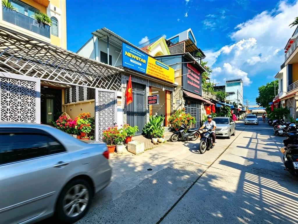 Bán nhà riêng tại chuyên dùng, 14,5 tỷ, 117,7 m2, hàng hiếm giá ưu đãi