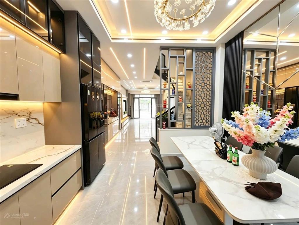 Bán nhà riêng tại chuyên dùng, 14,5 tỷ, 117,7 m2, hàng hiếm giá ưu đãi