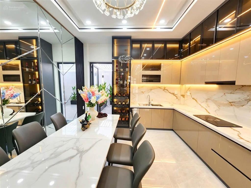 Bán nhà riêng tại chuyên dùng, 14,5 tỷ, 117,7 m2, hàng hiếm giá ưu đãi