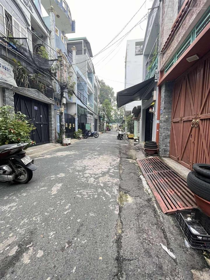 Bán nhà riêng 5 tầng, hẻm 8m đường dương văn dương, tân phú.