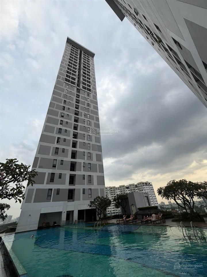 Bán căn hộ 2pn, 1wc, 35m2 tại river gate, 3,8 tỷ, studio