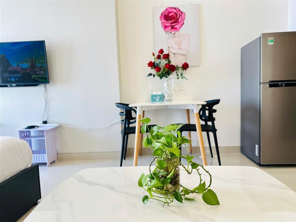 Bán căn hộ 2pn, 1wc, 35m2 tại river gate, 3,8 tỷ, studio